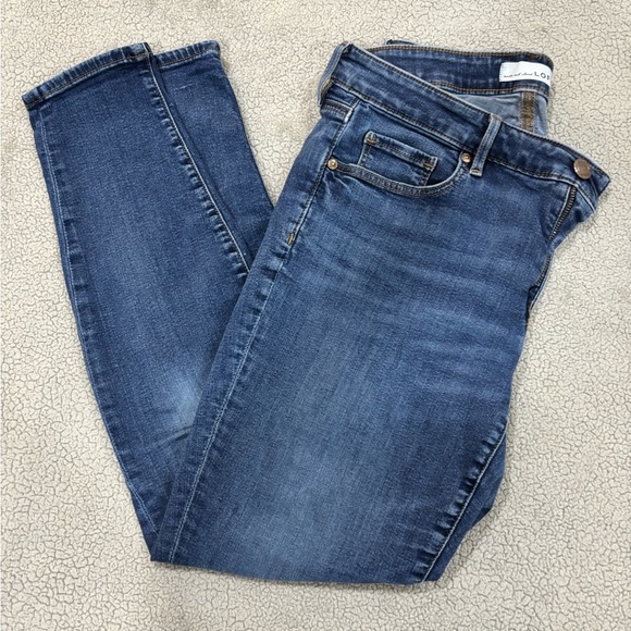 LOFT Blue Jeans ⭐️ - Picture 1 of 7